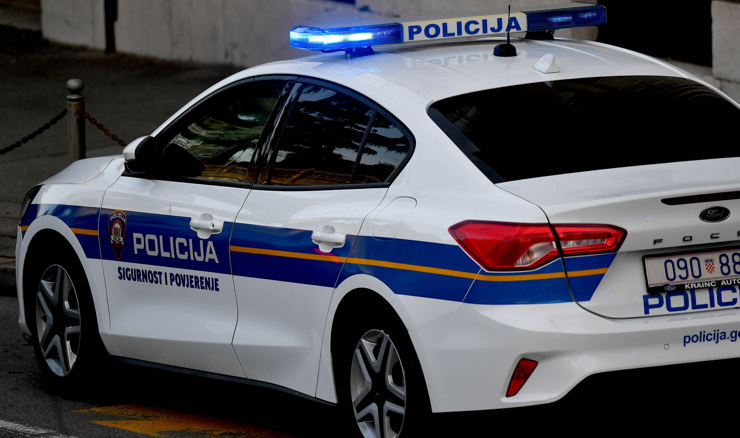 Imotski: Utopilo se dijete u bazenu ispred obiteljske kuće