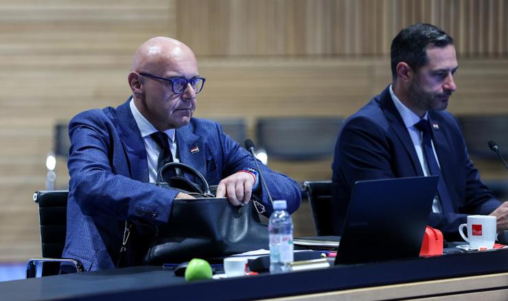 Ružić: Pregovori sa sindikatima javnih i državnih službi počinju u ponedjeljak