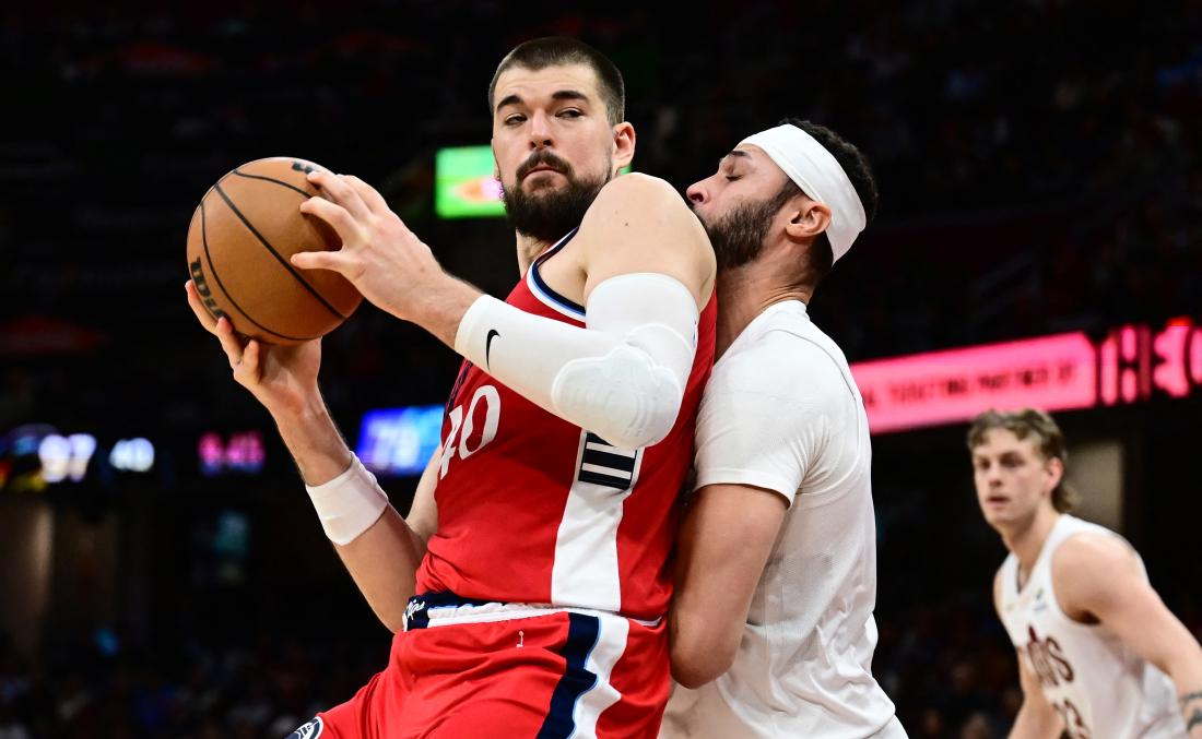 2025 11 24t014119z 828786725 mt1usatoday27666995 rtrmadp 3 nba los angeles clippers at cleveland cavaliers 20251124074505