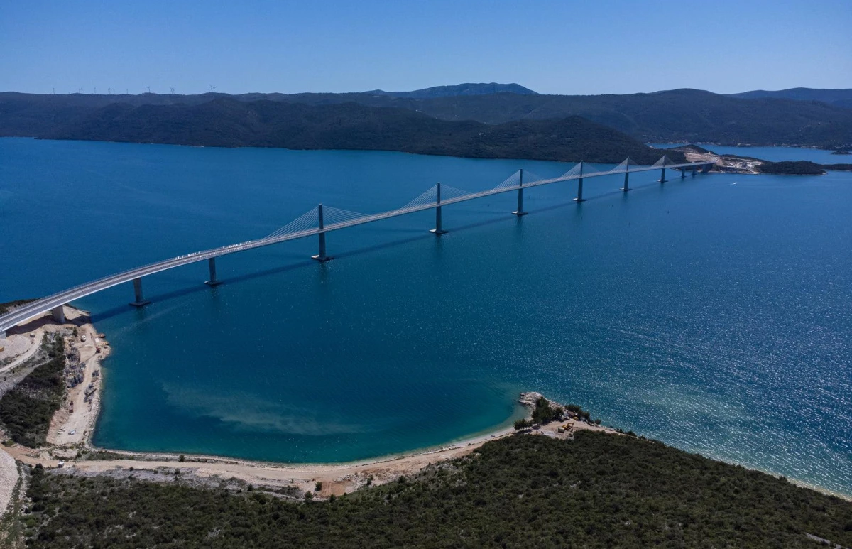 Pelješki most