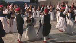 "Proljeće pri dvoru"