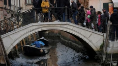 U Veneciji kanali gotovo presušili