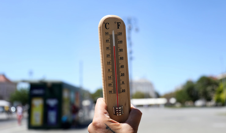 Stiže vrhunac toplinskog vala: Crveni meteoalarm i velika opasnost za zdravlje