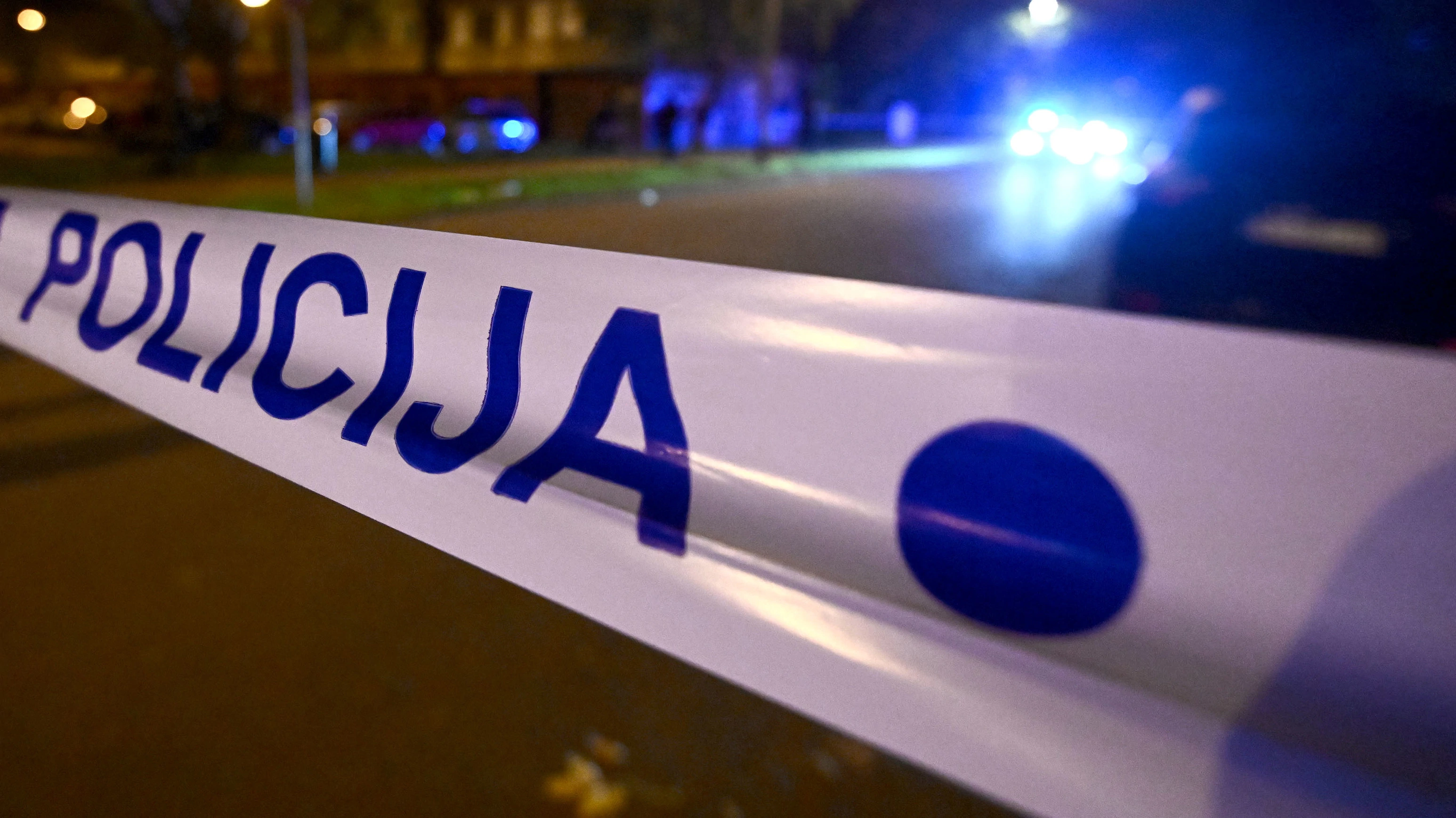 Fizički sukob dostavljača Wolta i Glova u Dubravi