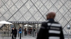Dragulji ukradeni u Louvreu još nisu pronađeni