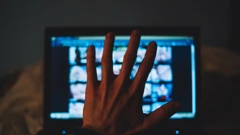 Nezakoniti sadržaj na internetu