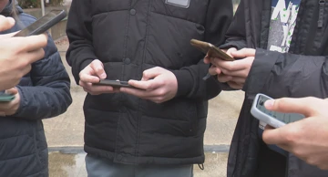 Ovisnost o internetu