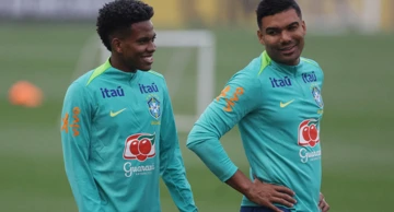 Estevao i Casemiro na treningu brazilske reprezentacije