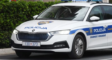 Policijsko vozilo 