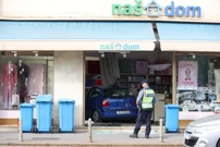 Zagreb: Autom uletio u trgovinu, dvoje ozlijeđenih , Foto: Goran Stanzl/PIXSELL