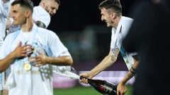 Stjepan Radeljić sa šampanjcem