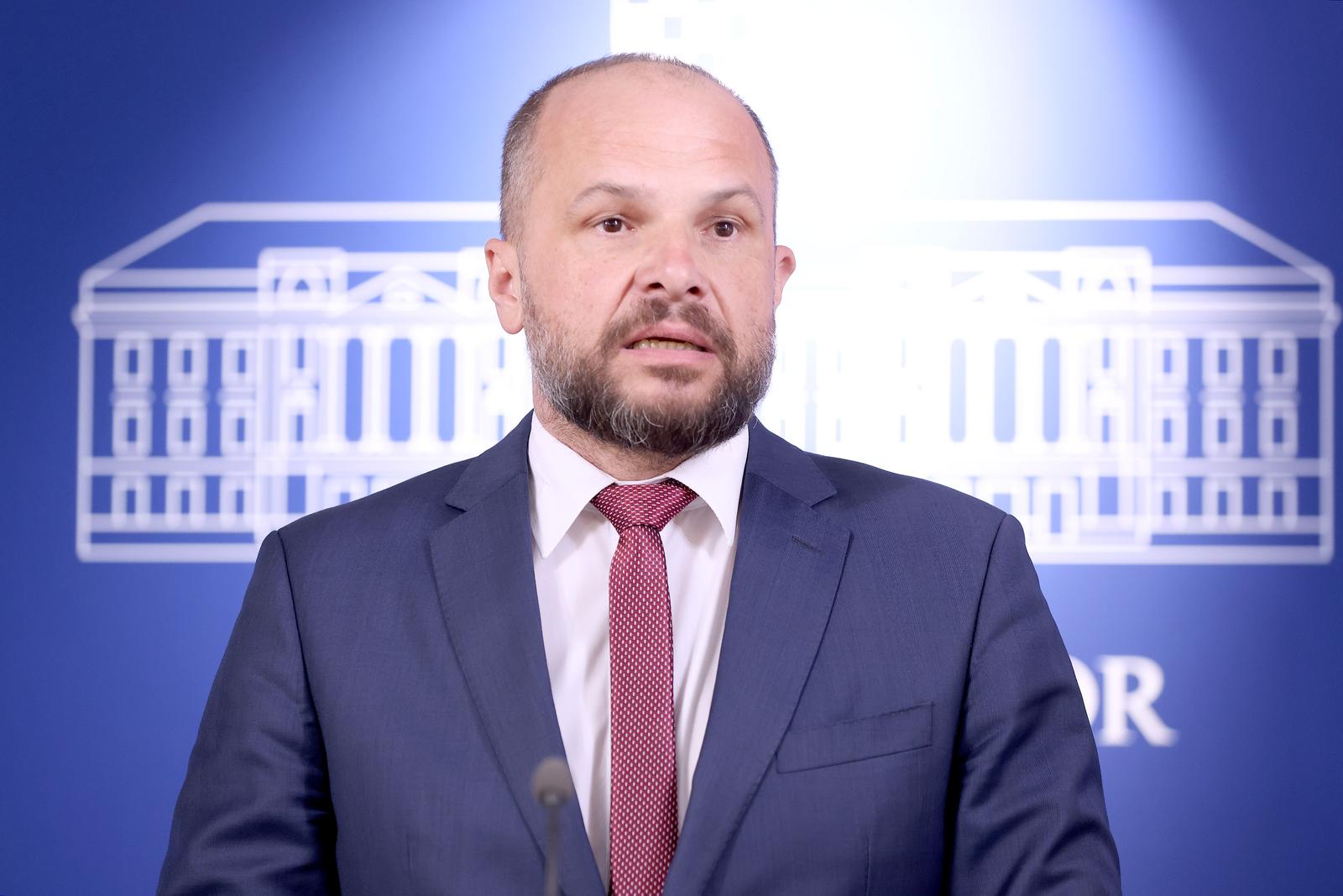 pxl 240326 148983990 20260416124048