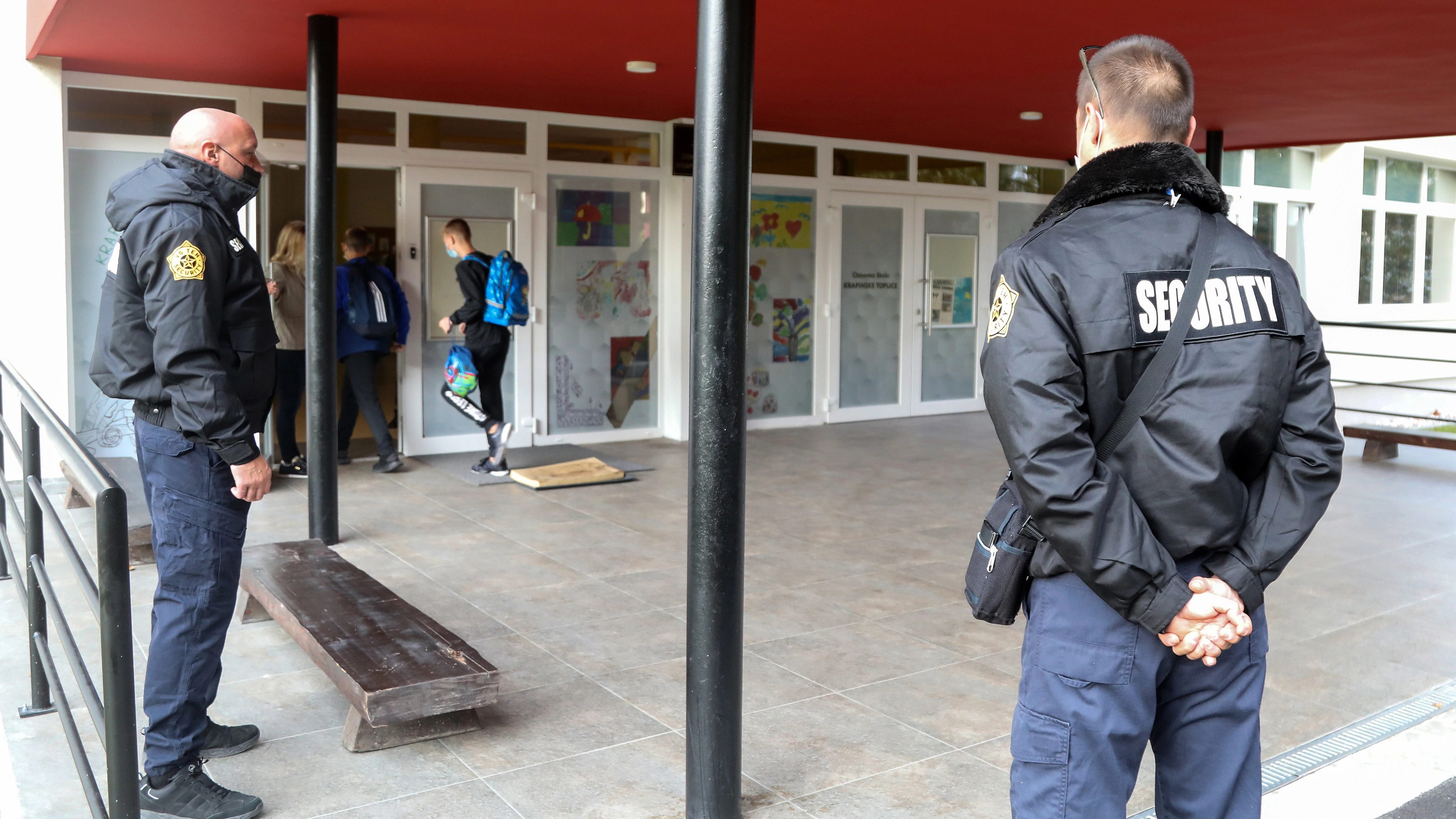 Psihologinja o uvođenju zaštitara u škole: Djeci je potrebno poznato lice