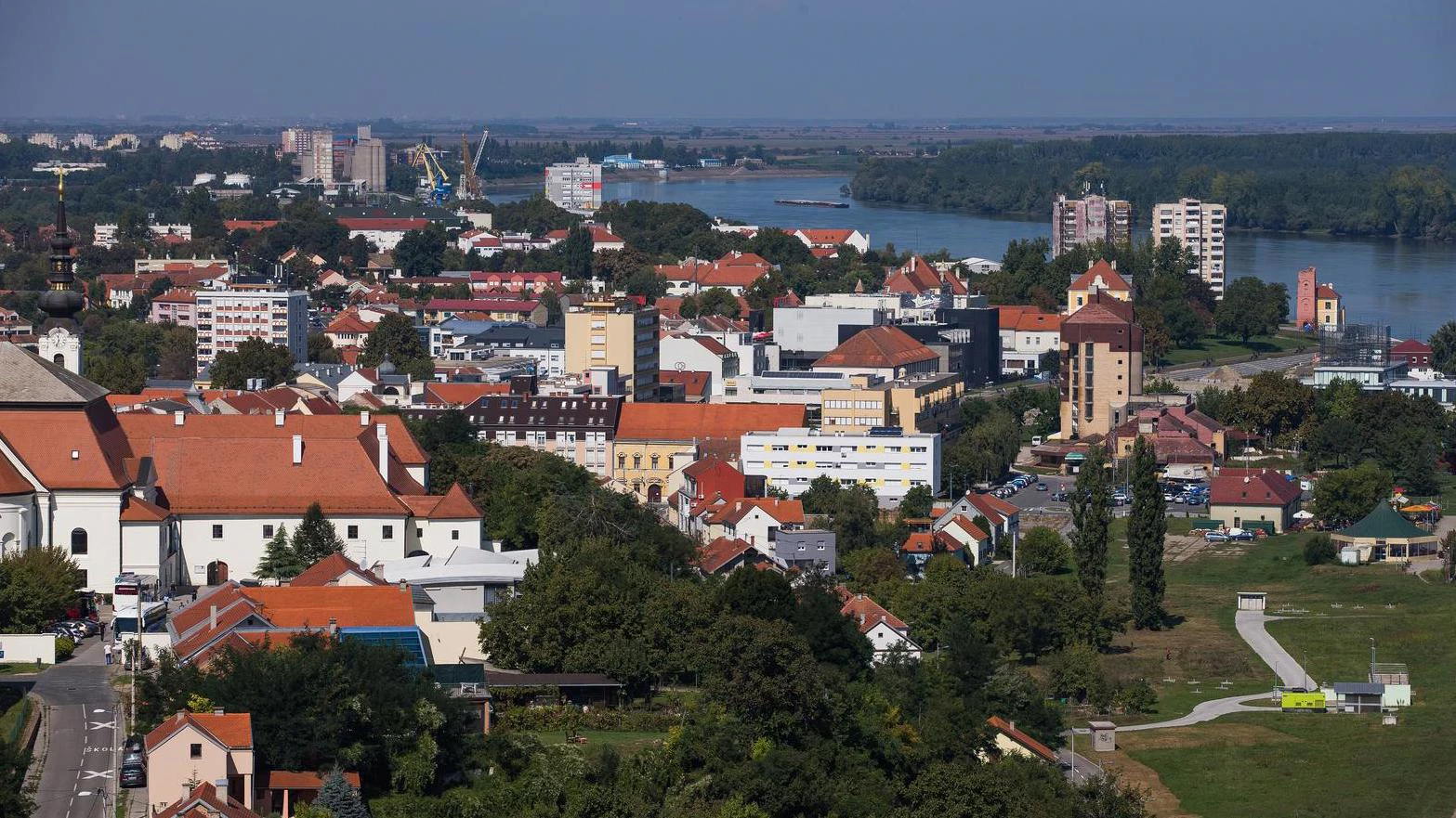 Hoće li biti održana izložba u Vukovaru? Nižu se reakcije