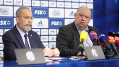 Damir Zorić (desno)