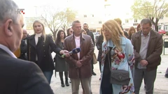 Protivnici COVID potvrda dočekali župana Bobana sa zahtjevima