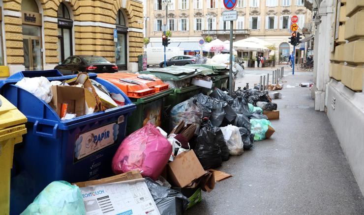Rijeka uvodi nagrađivanje građana za prijave nezakonitog odlaganja otpada