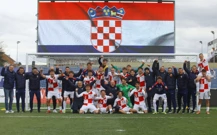 Slavlje hrvatskih nogometaša nakon prolaska na Euro, Foto: Željko Hajdinjak/CROPIX