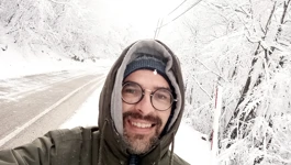 Alen Polić, Zlobinjan, kantautor, proizvođač jaja i još štošta