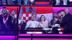 Baby Lasagna i njegov tim