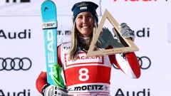 Cornelia Huetter na podiju 