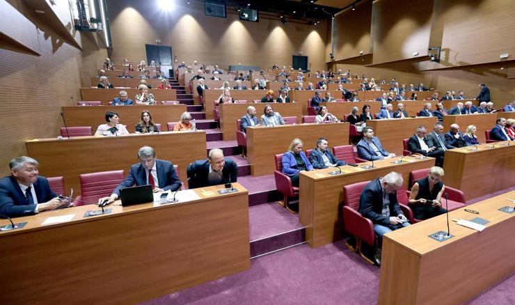 Uoči završnog glasanja Mažar i Bauk o najvažnijim temama proljetnog zasjedanja