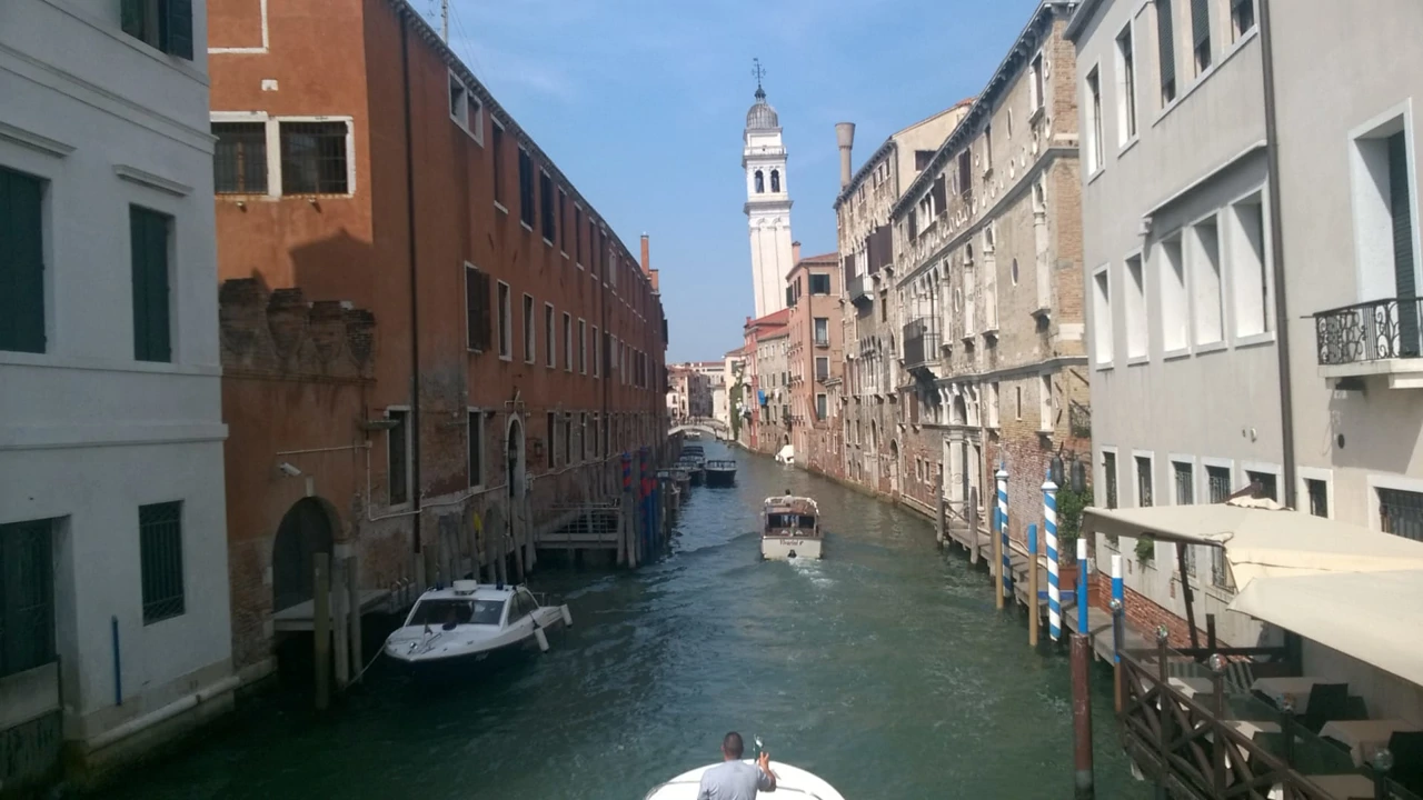 Schiff- und Gondelfahrten in den unzähligen Kanälen von Venedig (Foto: Tonči Petrić/Stimme Kroatiens)