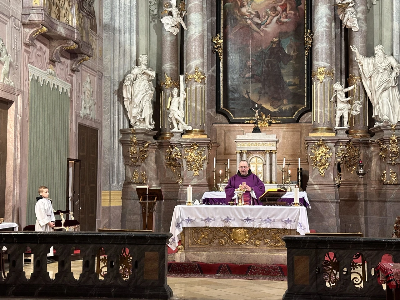 Velečasni Vjenceslav Toth