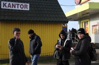 Ljudi na ukrajinsko-poljskoj granici, Foto: Kacper Pempel/REUTERS