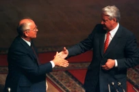 Mihail Gorbačov i Boris Jeljcin; nakon pokušaja puča protiv Gorbačova u Moskvi 1991. godine, Foto: Gennady Galperin/REUTERS