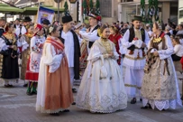 70-tak folklornih skupine prodefiliralo u pjesmi i plesu na 60. Vinkovačkim jesenima, Foto: Davor Javorovic/PIXSELL