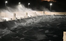 Orkanska bura sinoć zahvatila područje Makarske, Foto: Matko Begovic/PIXSELL