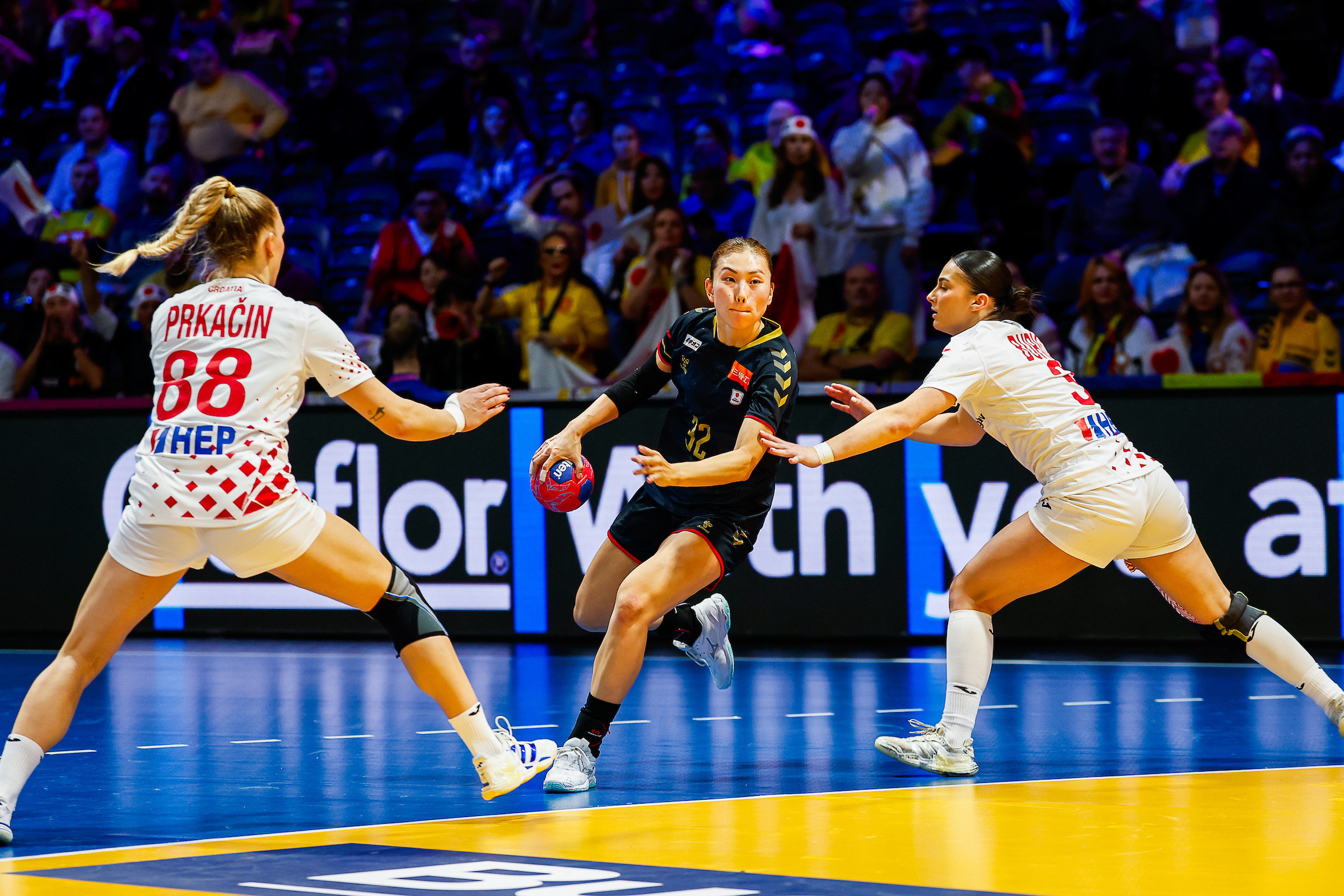 gerned25 japan vs croatia 1jc4505 20251201195418