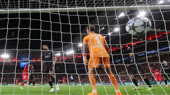 Bayer Leverkusen v Paris St Germain