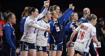 Slavlje norveških rukometašica