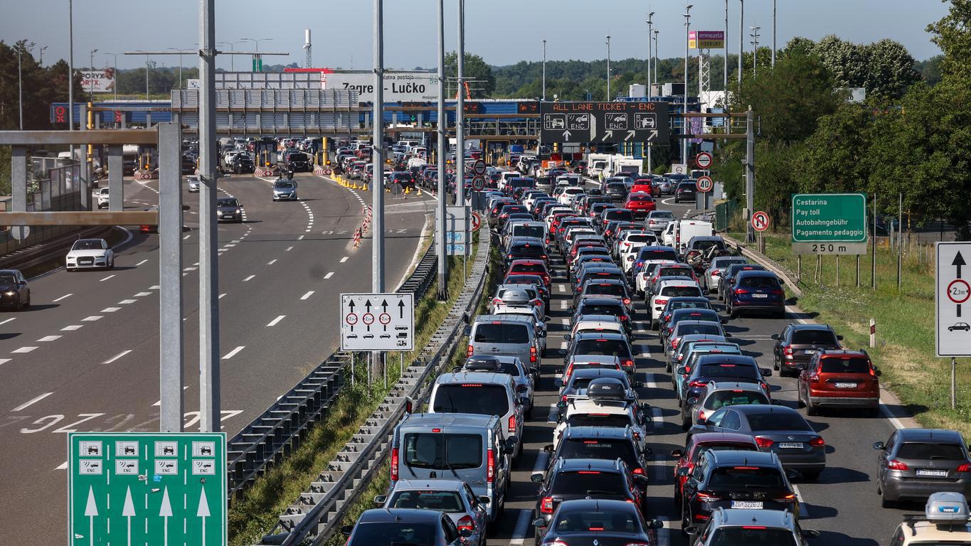 Erhöhter Verkehr auf Autobahnen und Umgehungsstraßen 9 pxl 190725 135680528 20250721053930