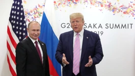 Vladimir Putin i Donald Trump na summitu G20 u Osaki 2019. godine