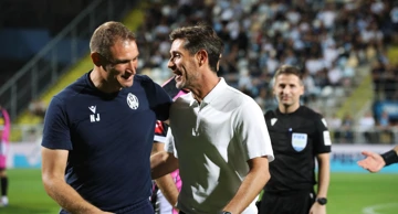 Nikica Jelavić i Victor Sanchez