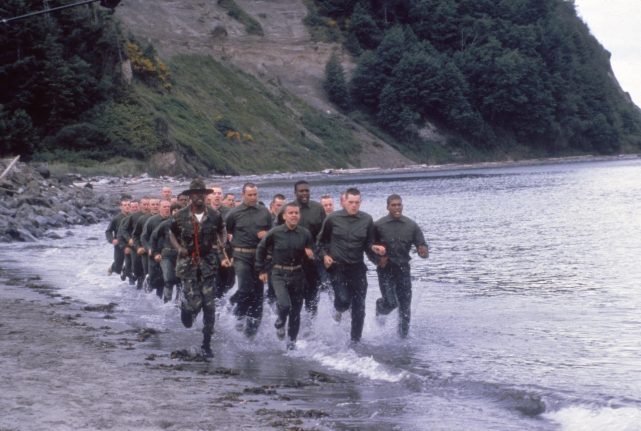 Subota, 22. kolovoza na Prvom, Foto: Oficir i džentlmen/film