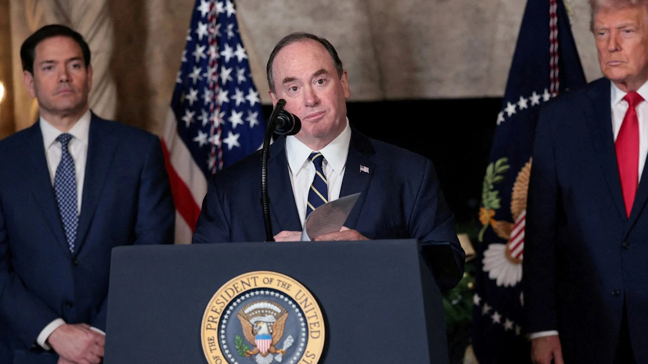 Smijenjen šef američke mornarice John Phelan