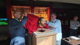 Otkrivanje rekonstruiranog lica muškarca iz 9. stoljeća - Antonijo Brajković, gradonačelnik Skradina i arheolog mr. sc. Željko Krnčević