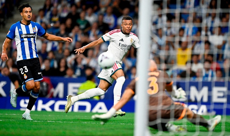 Real u 90. minuti do pobjede u Mourinhovom povratničkom debiju