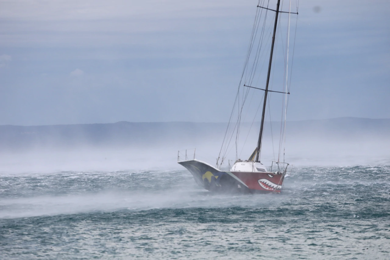 Olujna bura, Foto: Ivo Ravlic /CROPIX