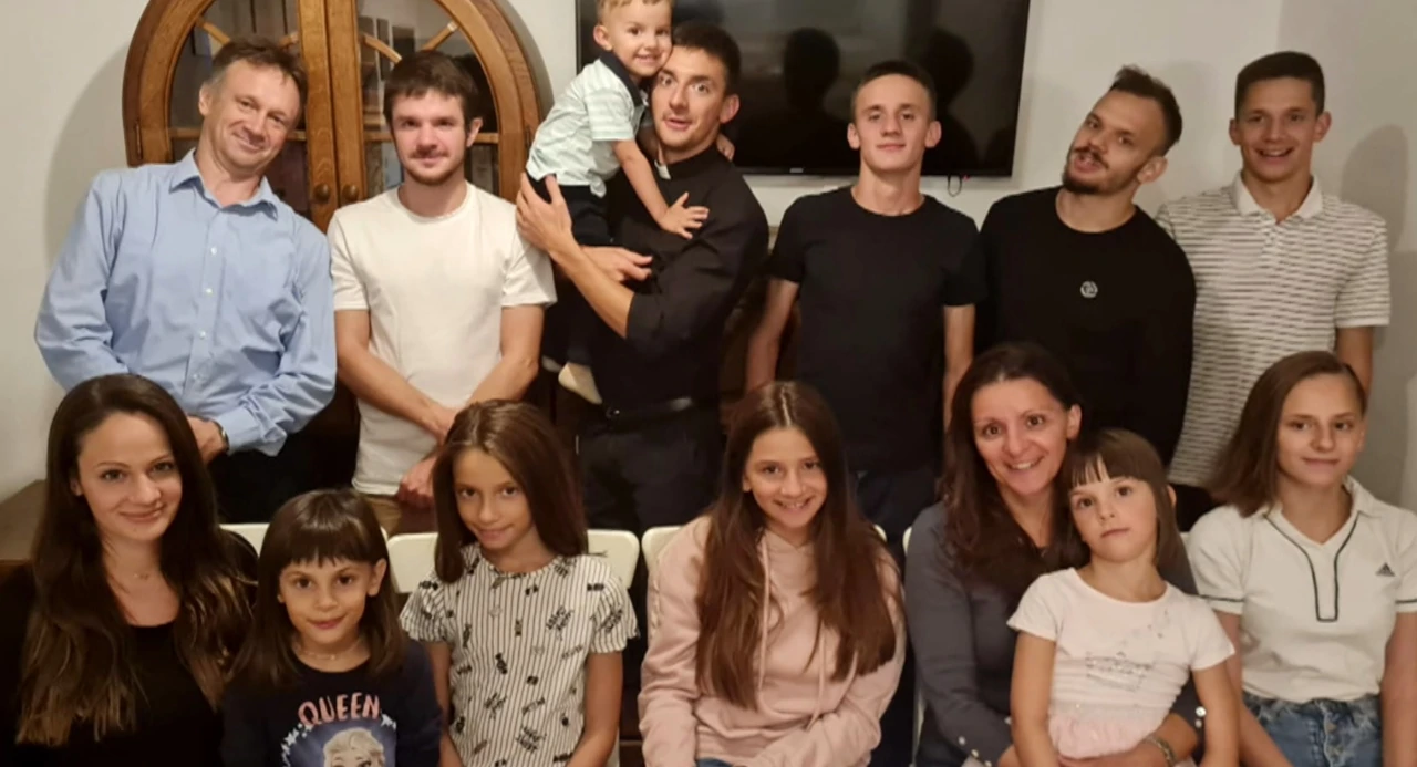 Nedjelja, 24. prosinca na Prvom , Foto: Velika obitelj/dokumentarni film 