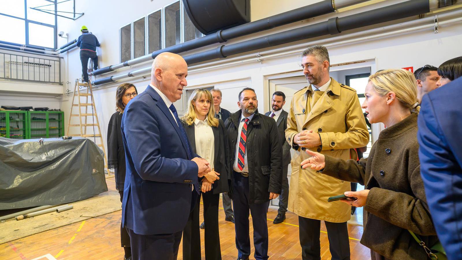 pxl 230426 150568648 20260423131051