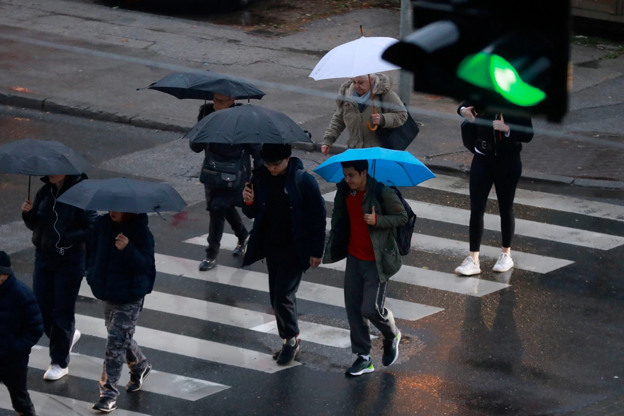 Kišno i prohladno jutro u Zagrebu, Foto: Damjan Tadic/CROPIX
