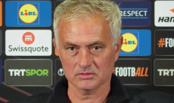 Mourinho privukao pažnju ponašanjem i izjavama