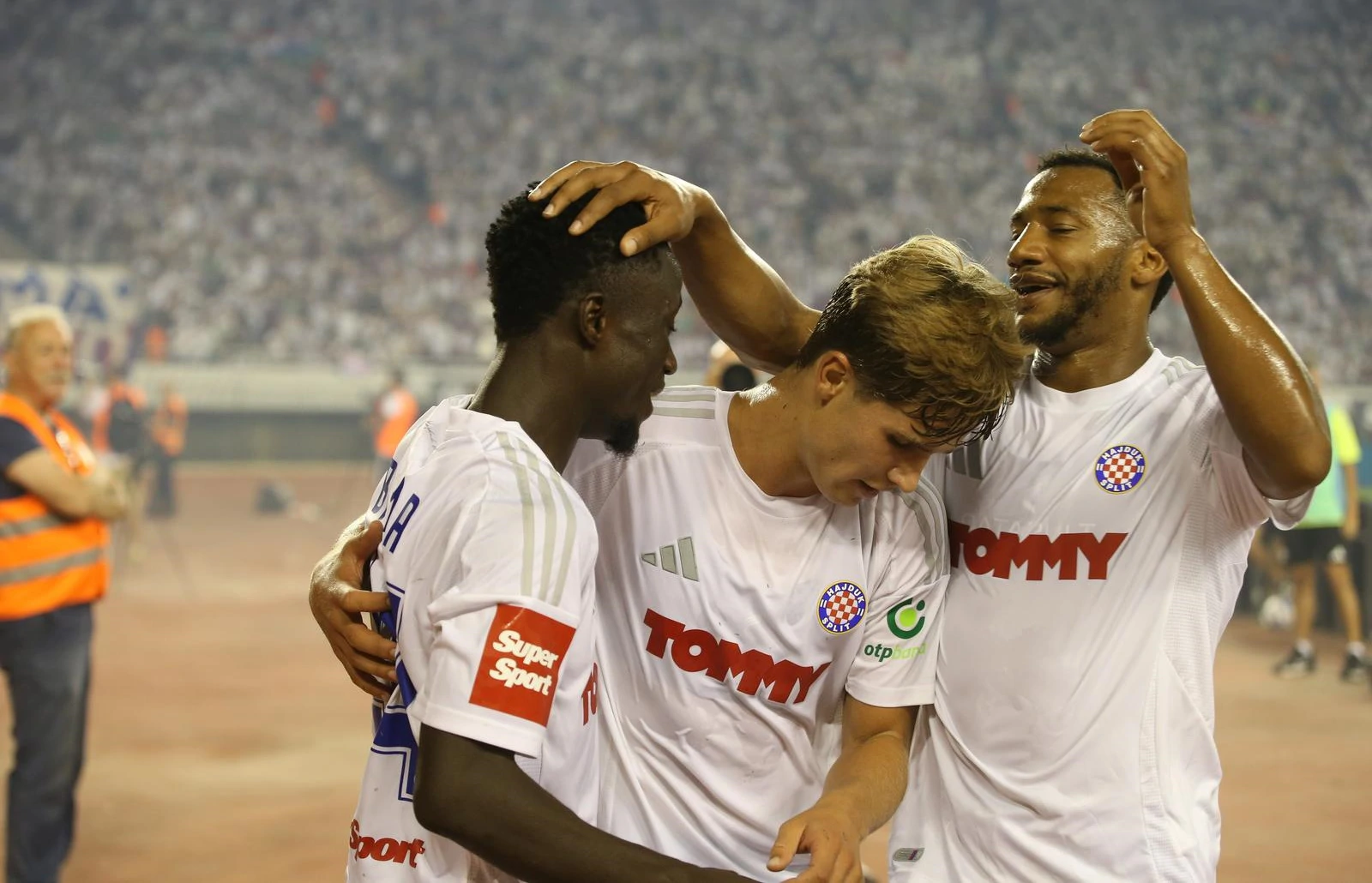 hajduk slavlje2 20240804201050