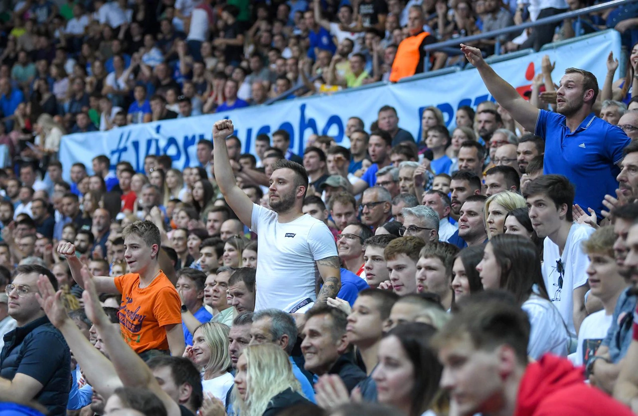Navijači na utakmici Cibona - Zadar