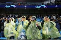 Navijači na utakmici Manchester City - Bayern, Foto: Molly Darlington/REUTERS